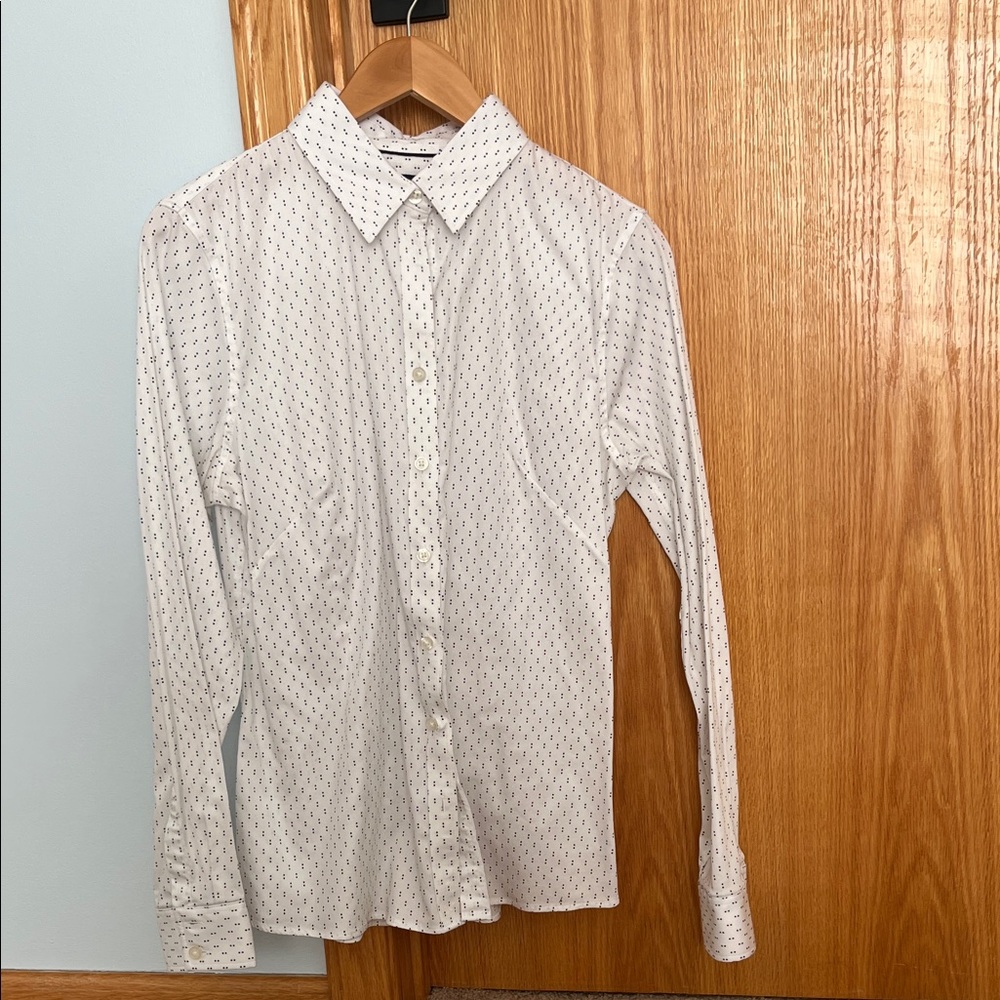 Banana Republic White Patterned Button Down Shirt